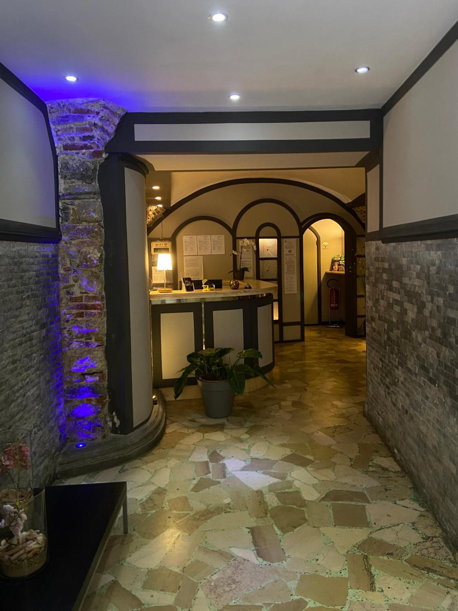 Hotel Pino Lerici Extérieur photo
