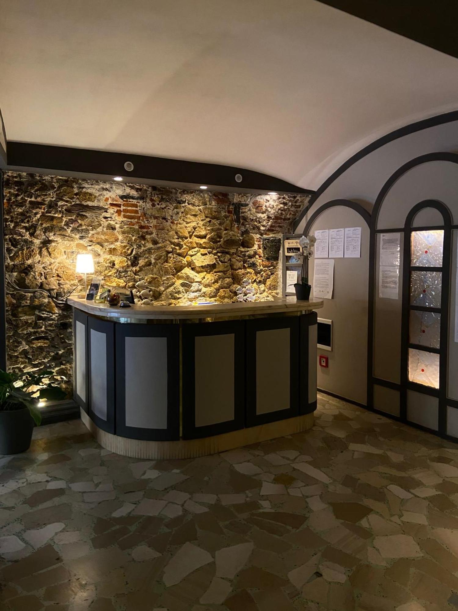 Hotel Pino Lerici Extérieur photo