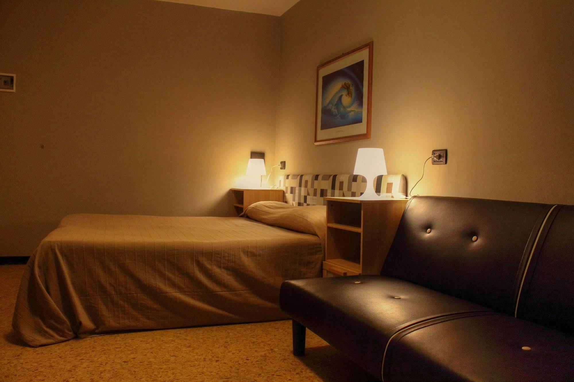Hotel Pino Lerici Extérieur photo