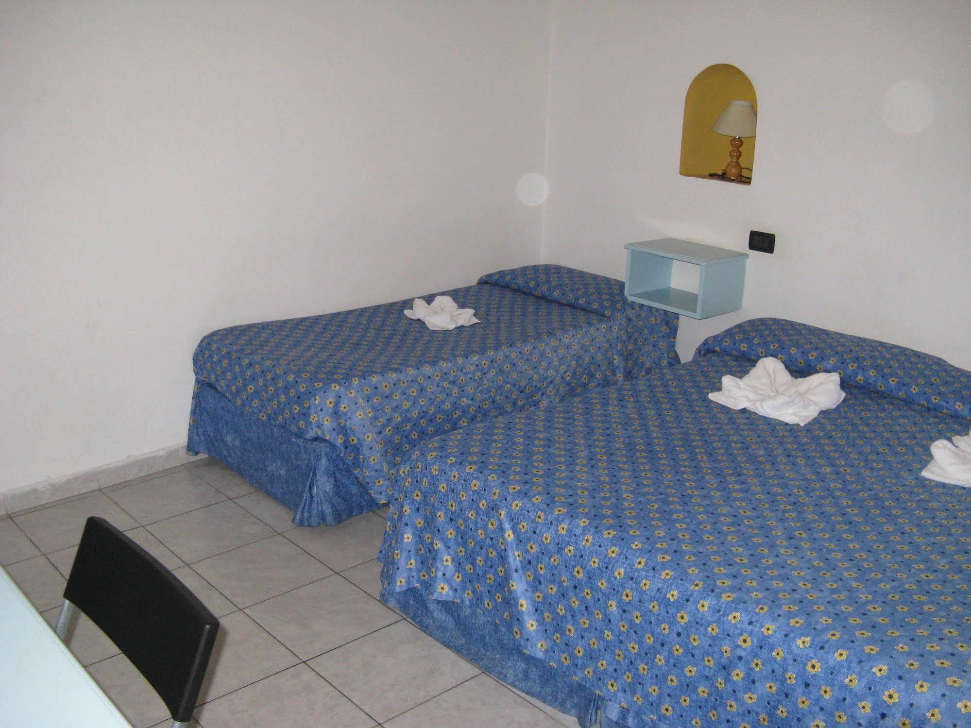 Hotel Pino Lerici Extérieur photo