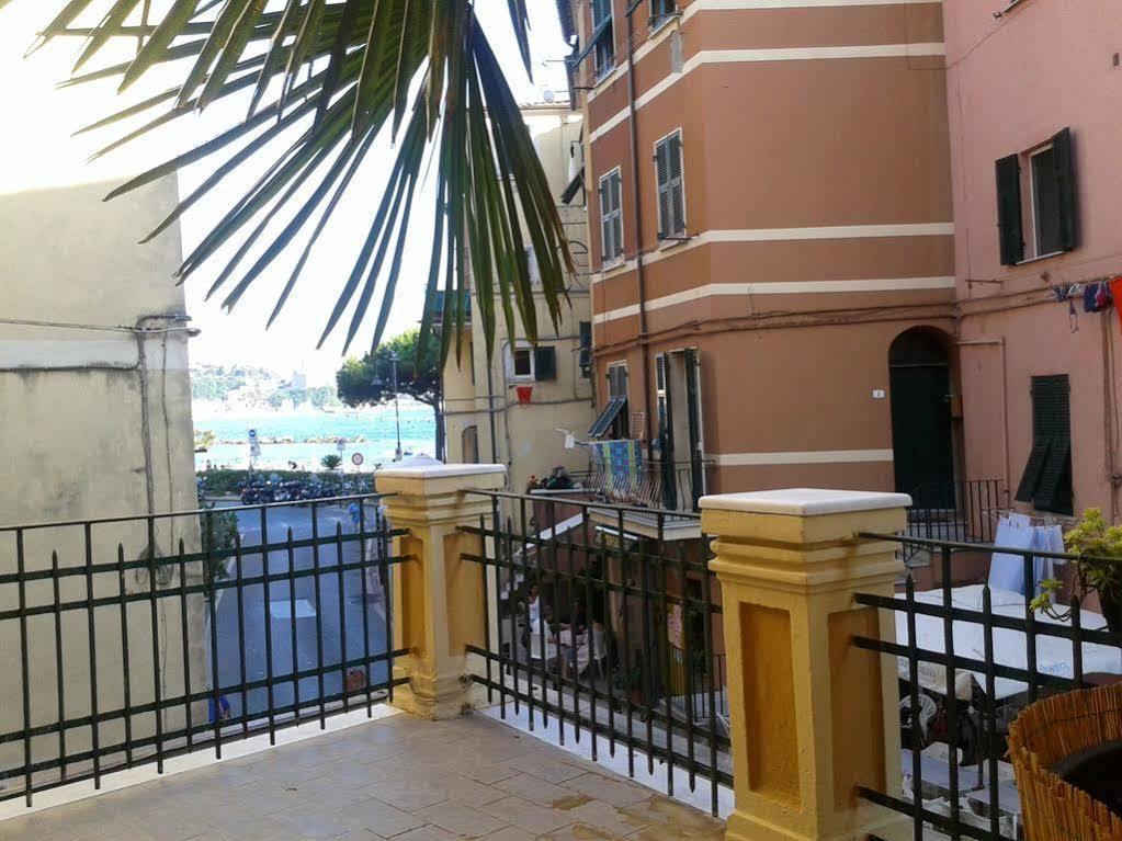 Hotel Pino Lerici Extérieur photo